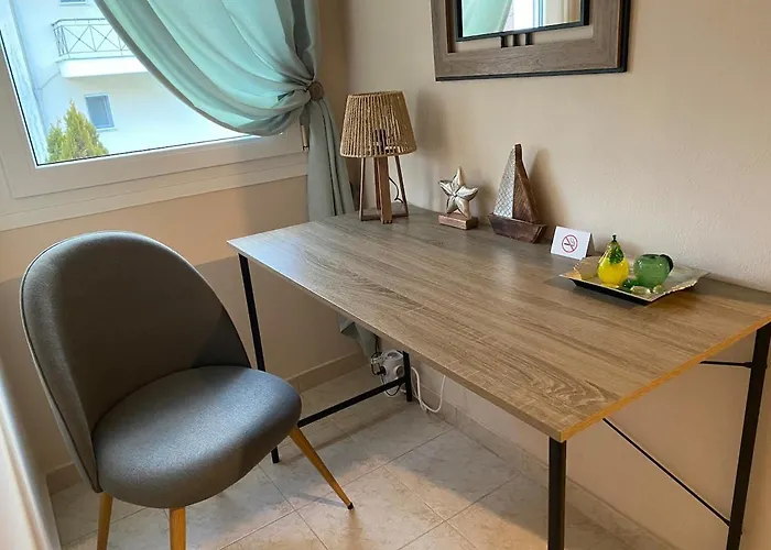 Feels Like 2 Apartamento Maniákoi