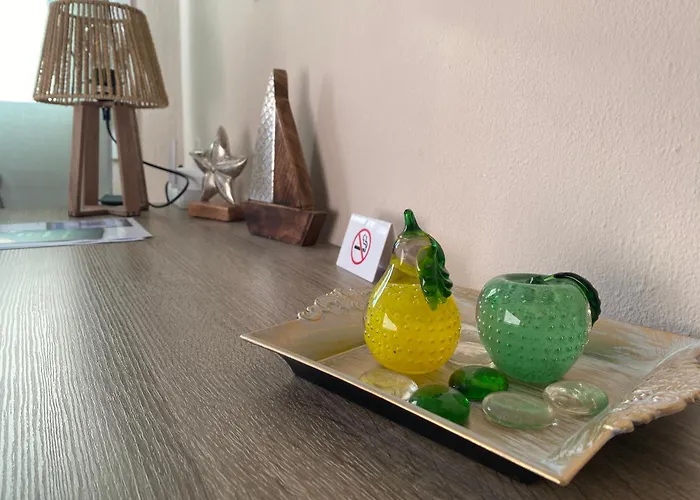 Feels Like 2 Maniákoi